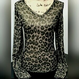 ♦️BKE Metallic Leopard Print Top♦️